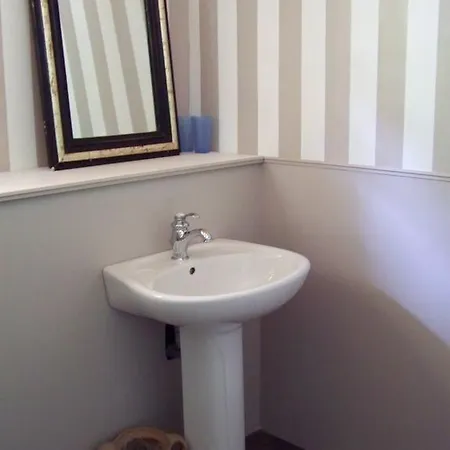 Oda ve Kahvaltı Le Baluchon Cierp